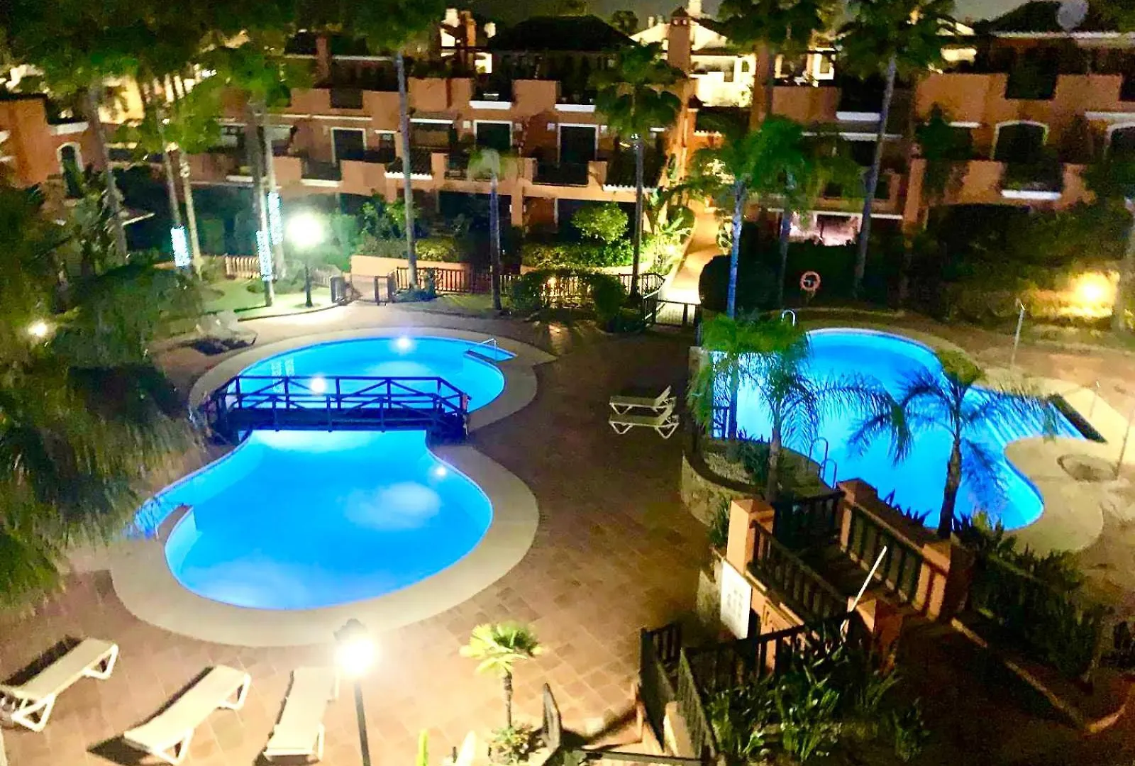 Bahia De Marbella Townhouseヴィラ