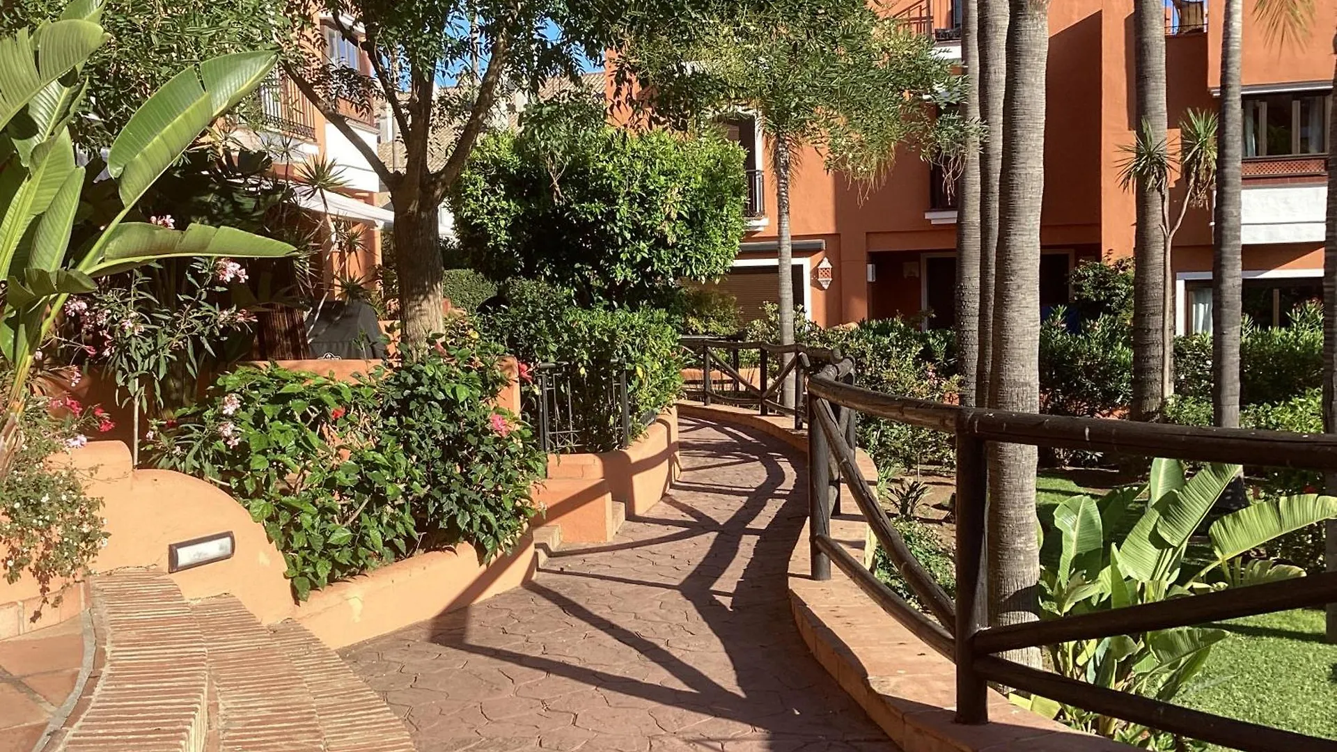 Bahia De Marbella Townhouseヴィラ スペイン