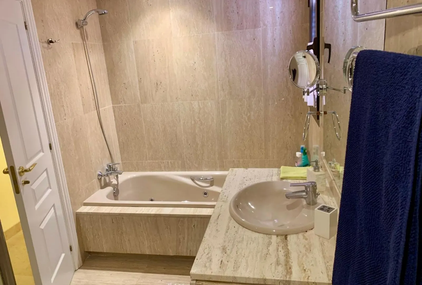 Bahia De Marbella Townhouseヴィラ 0*,  スペイン